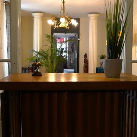 Ariane Hotel